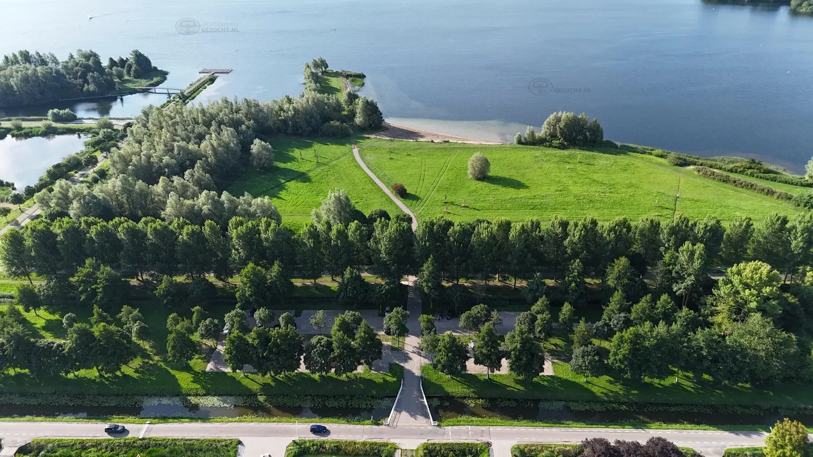 Parkeerlocatie Hondenstrand Zevenhuizerplas